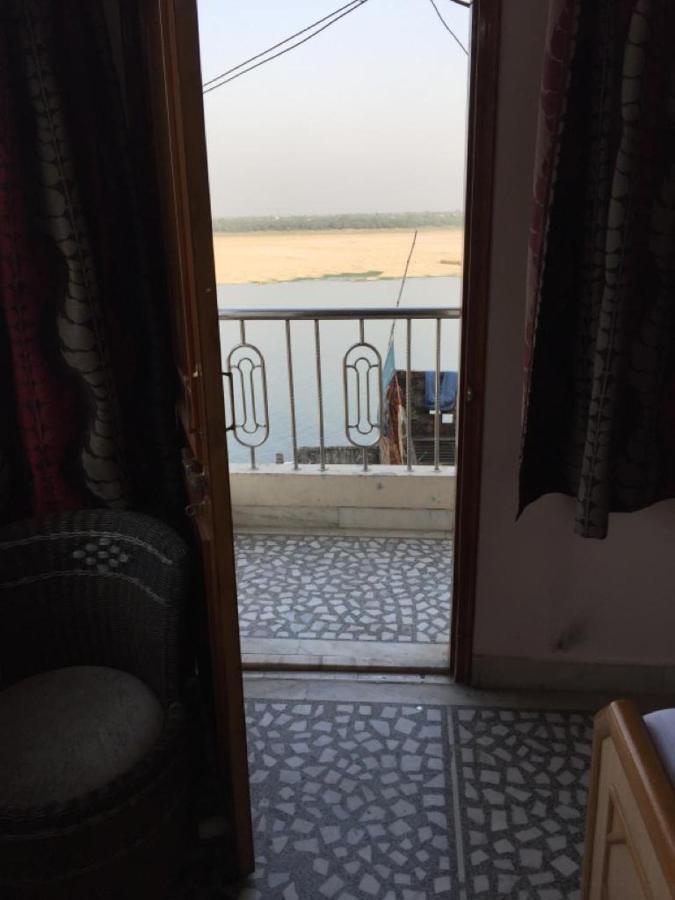 P G On Ganges Varanasi Dış mekan fotoğraf